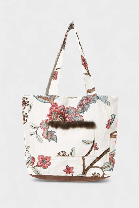 Flora and Fur Abadir