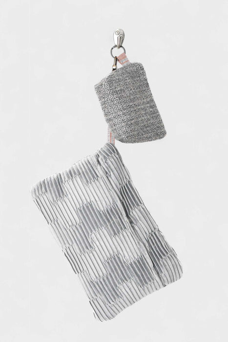 Silver Whisper Abadir